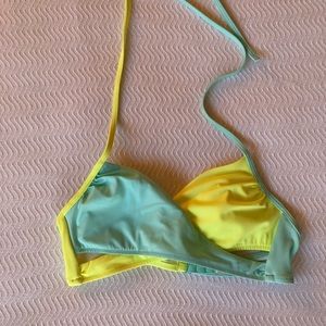 Victoria’s Secret Wrap Style Bikini Top S PINK